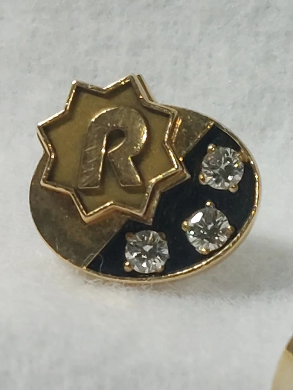 14K Gold Raytheon 20-Yr Service Award Pin, O.C. Tanner, 3 Diamonds - VTG Estate